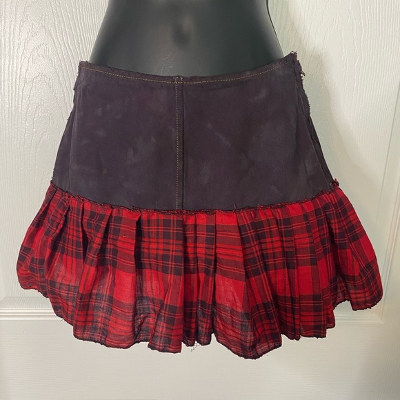L.A. Blues Dresses & Skirts - Upcycled Plaid Pleated Punk Mini Skirt Gothic Y2K Size 4